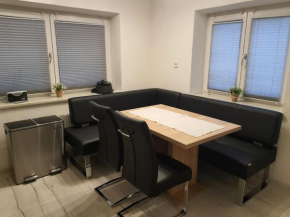 Conveniently Located Alpine Apartment